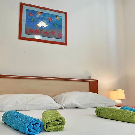Apartments Viola Šilo Екстериор снимка