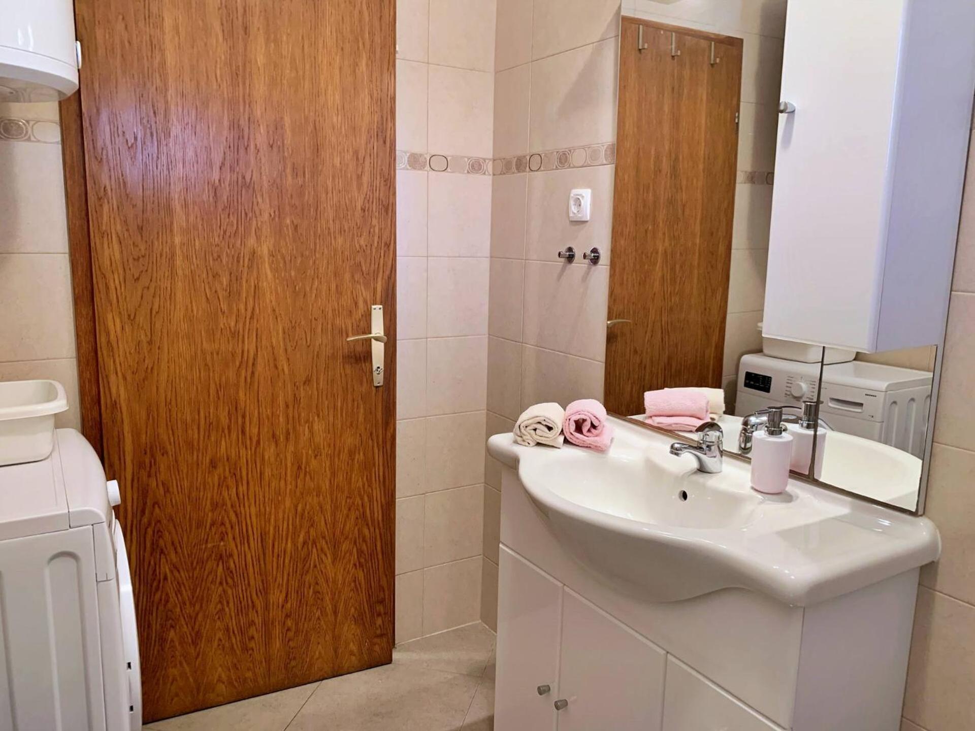 Apartments Viola Šilo Екстериор снимка