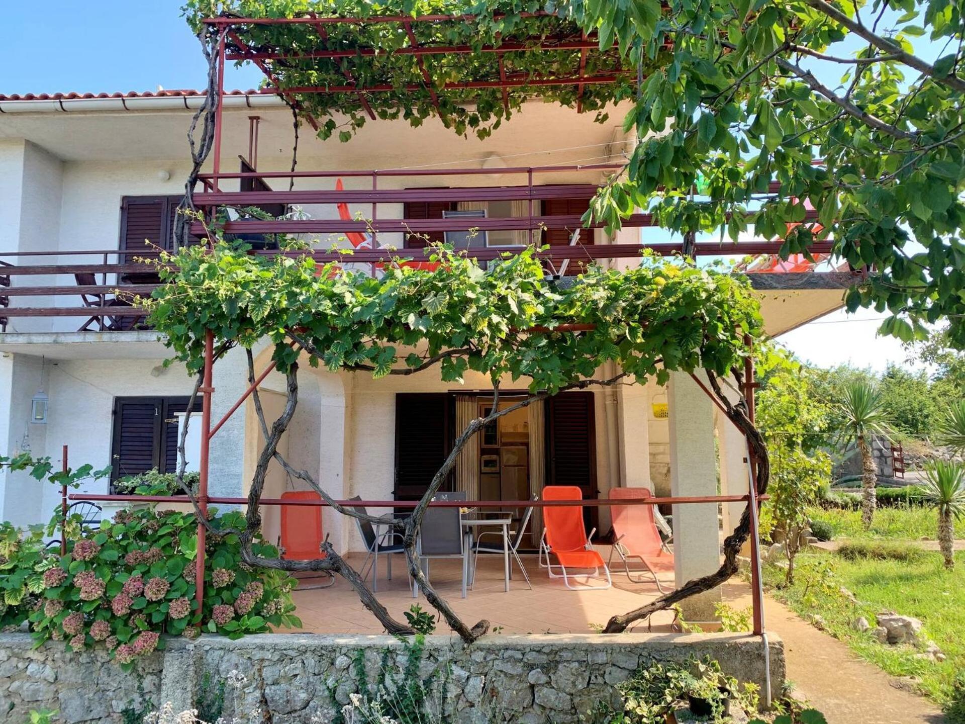 Apartments Viola Šilo Екстериор снимка