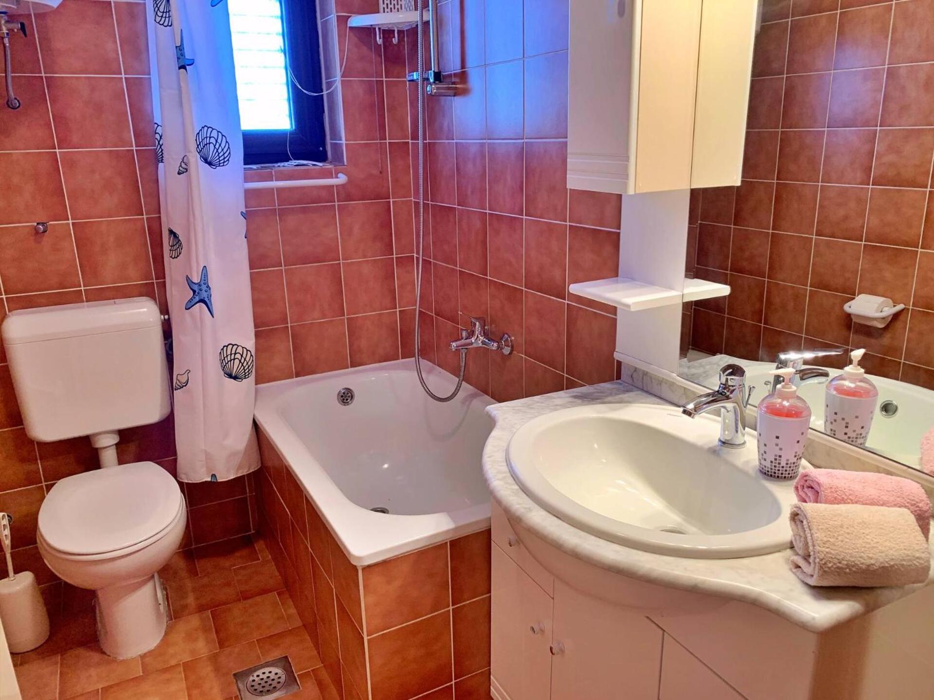 Apartments Viola Šilo Екстериор снимка